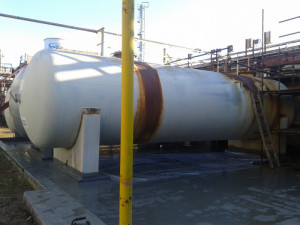 Nádrž HCl 60 m³ před renovací
